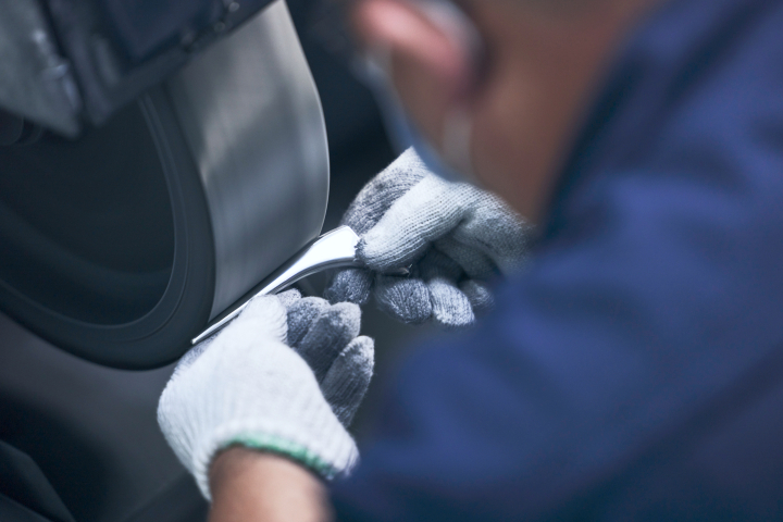 〔地域限定職〕研磨【学歴不問】 | 中途採用